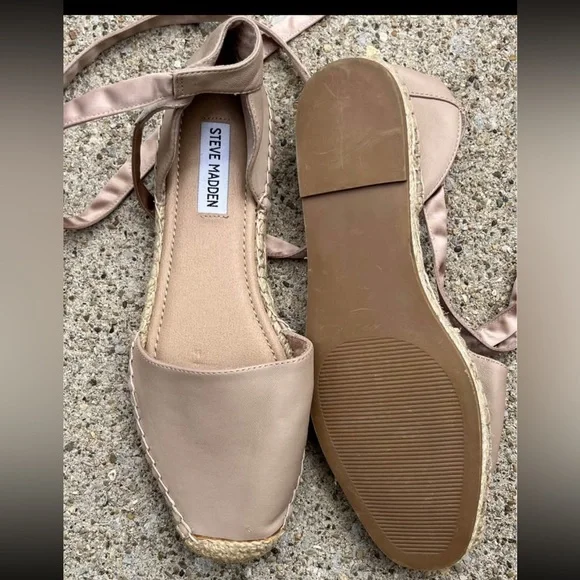 Steve Madden Women's Beige Espadrille Flats - Picture 1 of 2
